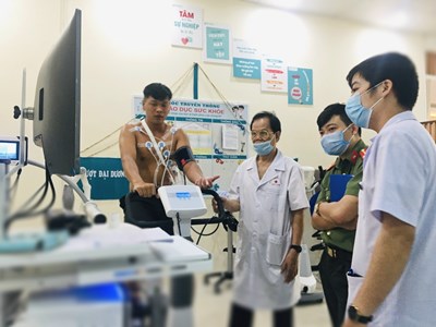 Hơn 2.500 VĐV được khám sàng lọc tim mạch và các bệnh lý khác