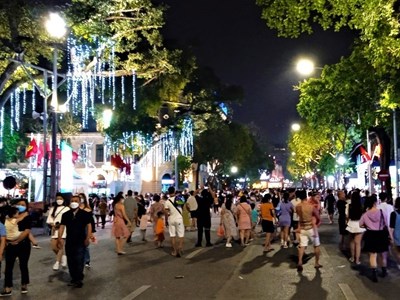 Nhộn nhịp Lễ hội quà tặng du lịch Hà Nội