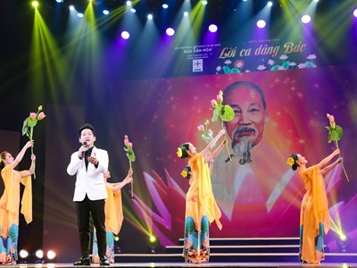 Chương trình nghệ thuật Bác Hồ một tình yêu bao la: Khắc sâu và nhớ mãi ơn Người
