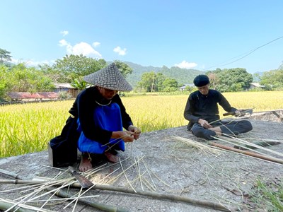 Bảo tồn nghề đan lát truyền thống của người Tày ở Hà Giang