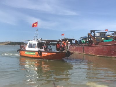 Hai tàu va nhau trên biển, 3 ngư dân thương vong