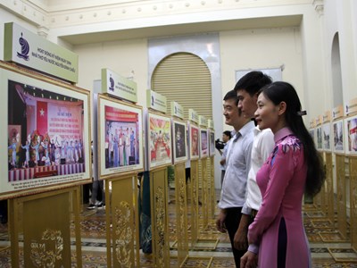 Triển lãm tư liệu và hình ảnh về danh nhân văn hóa Nguyễn Đình Chiểu