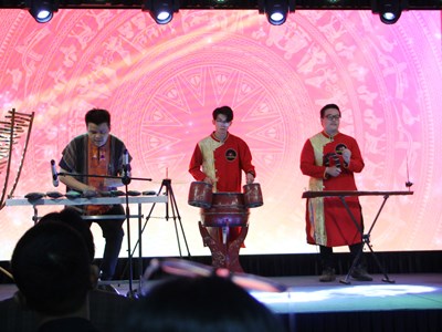 Trường Đại học Hoa Sen làm việc với học viện âm nhạc hàng đầu của Úc