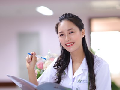 29 thí sinh dự Hội thi Phụ nữ ngành Y duyên dáng, chuyên nghiệp, tận tâm