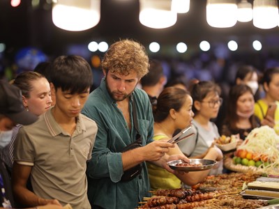 Khai mạc lễ hội "Kinh đô ẩm thực- Huế với bốn phương"