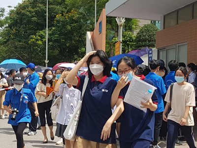 Hà Nội công bố điểm chuẩn vào lớp 10 THPT chuyên