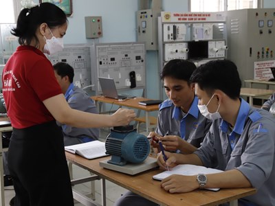 Nâng cao chất lượng nguồn nhân lực ngành thang máy Việt Nam