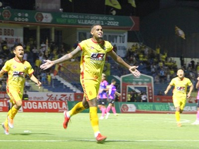 Đông Á Thanh Hóa được thưởng nóng 600 triệu sau trận thắng đậm Sài Gòn FC