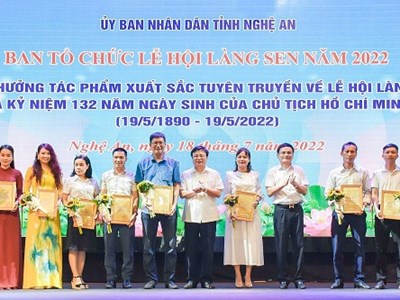 Báo Văn Hoá đoạt giải Tác phẩm xuất sắc tuyên truyền về Lễ hội Làng Sen 2022