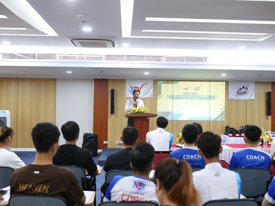 Trang bị kiến thức cho các HLV môn trượt patin