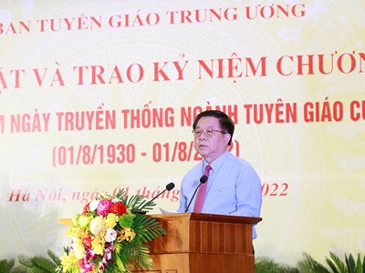 Công tác tuyên giáo góp phần bồi đắp niềm tin, làm cho ý Đảng quyện với lòng dân