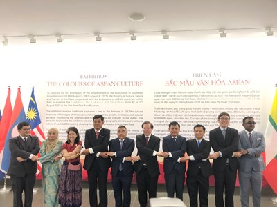 Triển lãm Sắc màu Văn hoá ASEAN