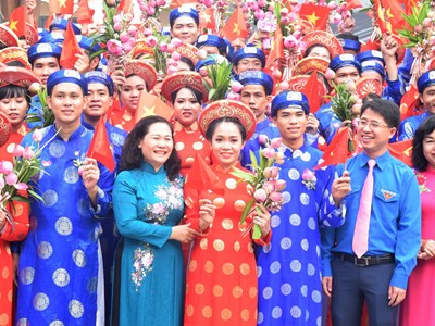 TP.HCM: Tổ chức lễ cưới tập thể cho 100 cặp đôi