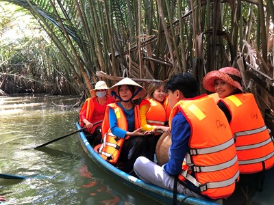 Rừng dừa nước Cà Ninh - điểm du lịch sinh thái hấp dẫn dịp lễ 2.9