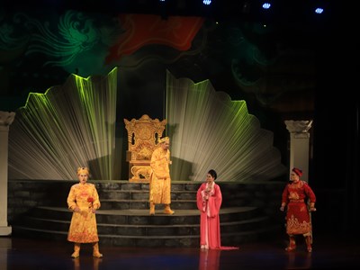 Liên hoan Sân khấu Thủ đô lần thứ V năm 2022: Tiếng đồng vọng với sử Việt