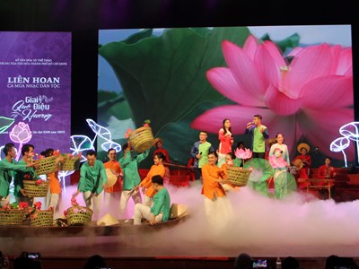 Hơn 600 nghệ nhân, nghệ sĩ tham gia Liên hoan Ca múa nhạc dân tộc “Giai điệu quê hương” TP.HCM 2022