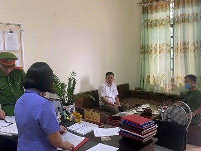 Nghệ An: Khởi tố chủ tịch xã lập khống hồ sơ xây dựng nhà văn hóa