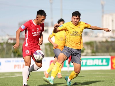 Nâng tầm bóng đá phong trào