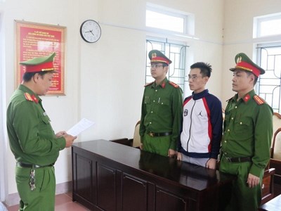 Mất gần 1 tỉ đồng tiền thật vì bẫy lừa “gỡ” lại tiền ảo