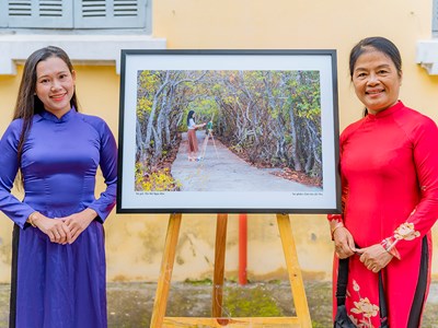 Triển lãm ảnh nghệ thuật “Rú Chá, Cồn Tè - Sắc màu sông nước”