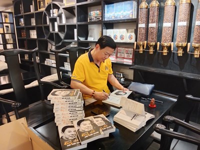 Xuất bản sách từ những status