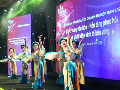 Diễn đàn "Văn hoá với Doanh nghiệp" năm 2022:  Không thương hiệu mạnh nào không được xây dựng trên một nền tảng văn hóa kinh doanh vững chắc