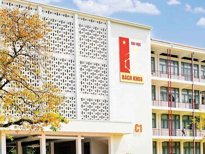 Muốn trở thành Đại học thì phải đạt được tầm vóc xứng đáng