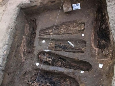 Ai Cập phát hiện 20 ngôi mộ cổ thuộc thời kỳ Hậu nguyên