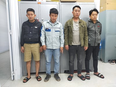 Triệt phá đường dây đánh bạc qua mạng lớn nhất tại Quảng Ngãi