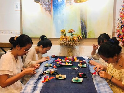 Bảo tồn và phát triển làng nghề truyền thống Huế gắn với du lịch