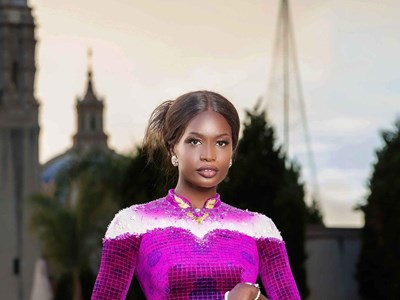 NTK Đỗ Trịnh Hoài Nam ra mắt bộ sưu tập Suối Nguồn trên đất Mỹ