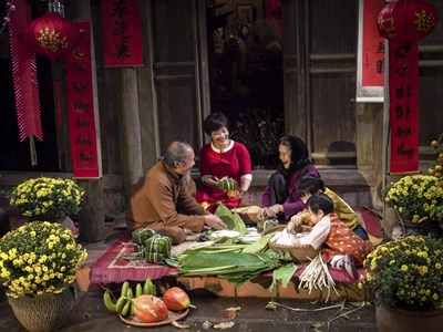 Tết, trước hết là ngày của gia đình