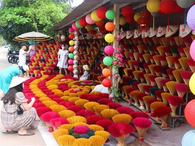 Làng nghề truyền thống gìn giữ hồn Tết cổ truyền dân tộc