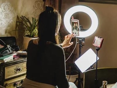 Australia điều tra hành vi quảng cáo sai sự thật trên mạng xã hội