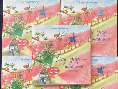 Khám phá Thủ đô qua 12 mùa hoa đặc trưng