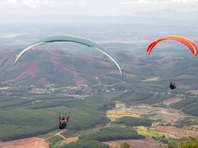 Khai mạc giải dù lượn "Khám phá đại ngàn - Sa Thầy 2023"
