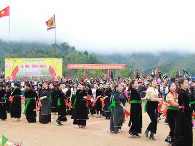 Độc đáo lễ hội Lồng Tồng của người Tày ở Kiến Thành