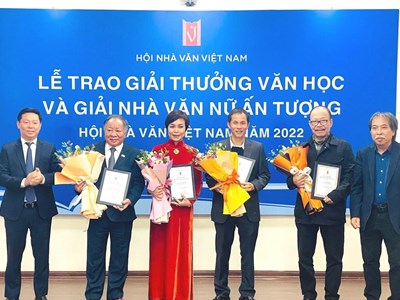 Trao giải thưởng văn học Hội Nhà văn Việt Nam năm 2022