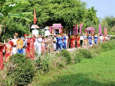 Để di sản Lễ hội Chùa Bà - Cảng thị Nước Mặn trở thành sản phẩm du lịch độc đáo