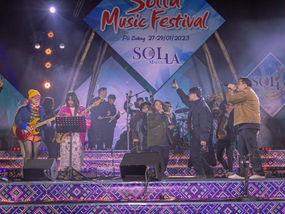 Đưa nhạc cổ điển và âm nhạc dân tộc tới trường học