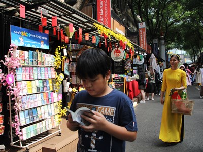 Đường Sách TP.HCM: Phát triển nhưng vẫn giữ bản sắc văn hóa