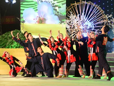 Quảng bá bản sắc văn hóa, tiềm năng du lịch Na Hang tới du khách