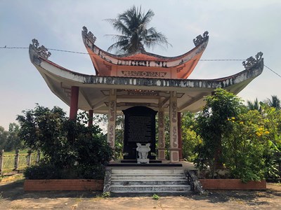 Viết tiếp vụ di tích lịch sử quốc gia Nhà và Lò gạch Võ Công Tồn (Long An) bị xâm hại nghiêm trọng: Huyện Bến Lức có “lơ là” trách nhiệm?