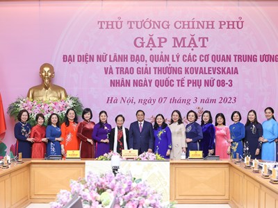 Thủ tướng: Đảng và Nhà nước luôn dành sự quan tâm sâu sắc đến công tác cán bộ nữ và bình đẳng giới