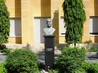 Thăm Bảo tàng Yersin