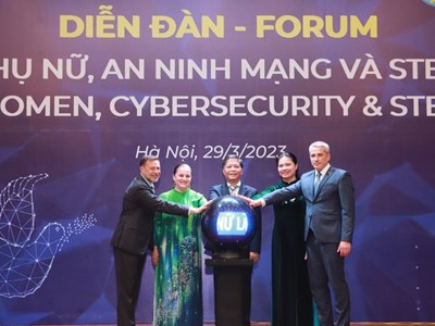 Khai mạc Diễn đàn quốc tế “Phụ nữ, An ninh mạng và STEM"