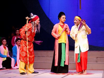 Xây dựng sản phẩm nghệ thuật phục vụ du lịch: Làm thật hay để hút khách