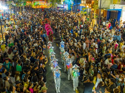 Huế đẩy mạnh phát triển kinh tế ban đêm