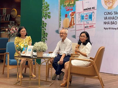 Ra mắt bộ sách “Những nụ hôn thời mắc dịch” và “Cọp cái chết vì mùi nước hoa”
