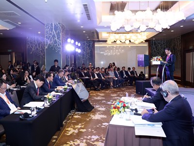 Việt - Pháp chia sẻ về phát triển thành phố thông minh, đô thị bền vững